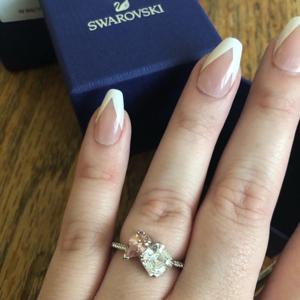 Swarovski attract ring size 9